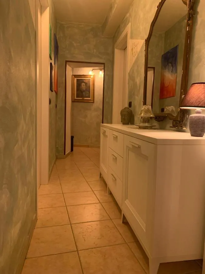 B&B 